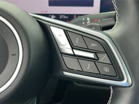 Certified 2025 Buick Envision Sport Touring image 18