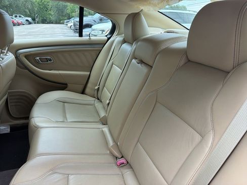 Used 2015 Ford Taurus SEL w/ Equipment Group 201A FWD image 11