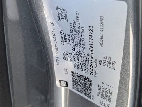 Used 2022 Chevrolet Colorado Z71 w/ Safety Package image 20