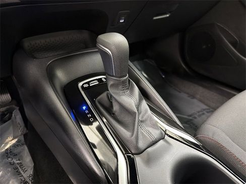 Used 2025 Toyota Corolla SE image 24