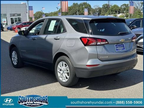 Used 2023 Chevrolet Equinox LS AWD/4WD image 8