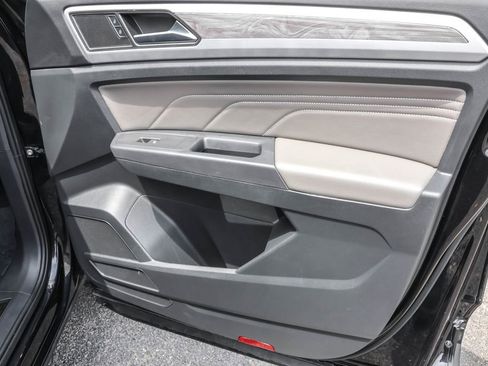 Used 2023 Volkswagen Atlas Cross Sport SE w/ Panoramic Sunroof Package AWD/4WD image 42