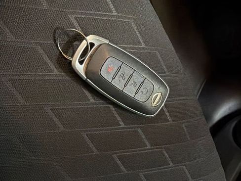 Used 2023 Nissan Kicks SV FWD image 47