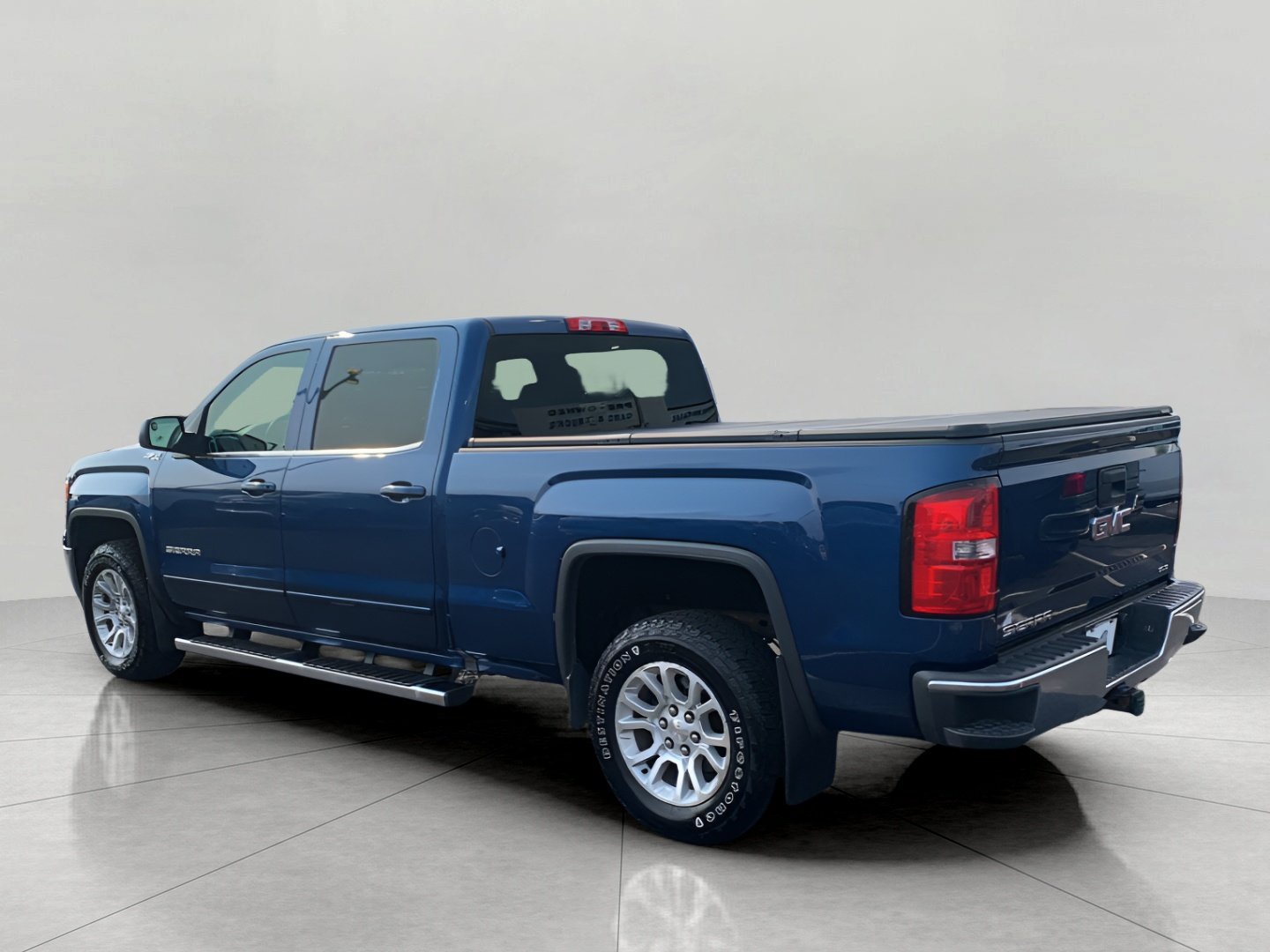 Used 2015 GMC Sierra 1500 SLE w/ SLE Value Package AWD/4WD image 5