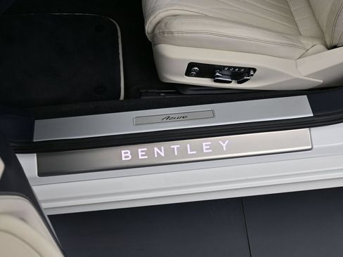 Used 2026 Bentley Continental GTC AWD/4WD image 16