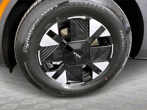 Certified 2026 Kia Sportage LX image 33