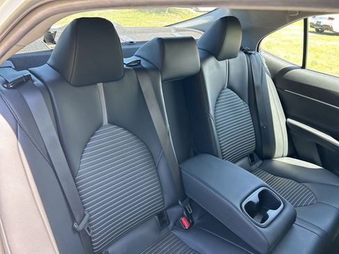Used 2023 Toyota Camry SE image 41