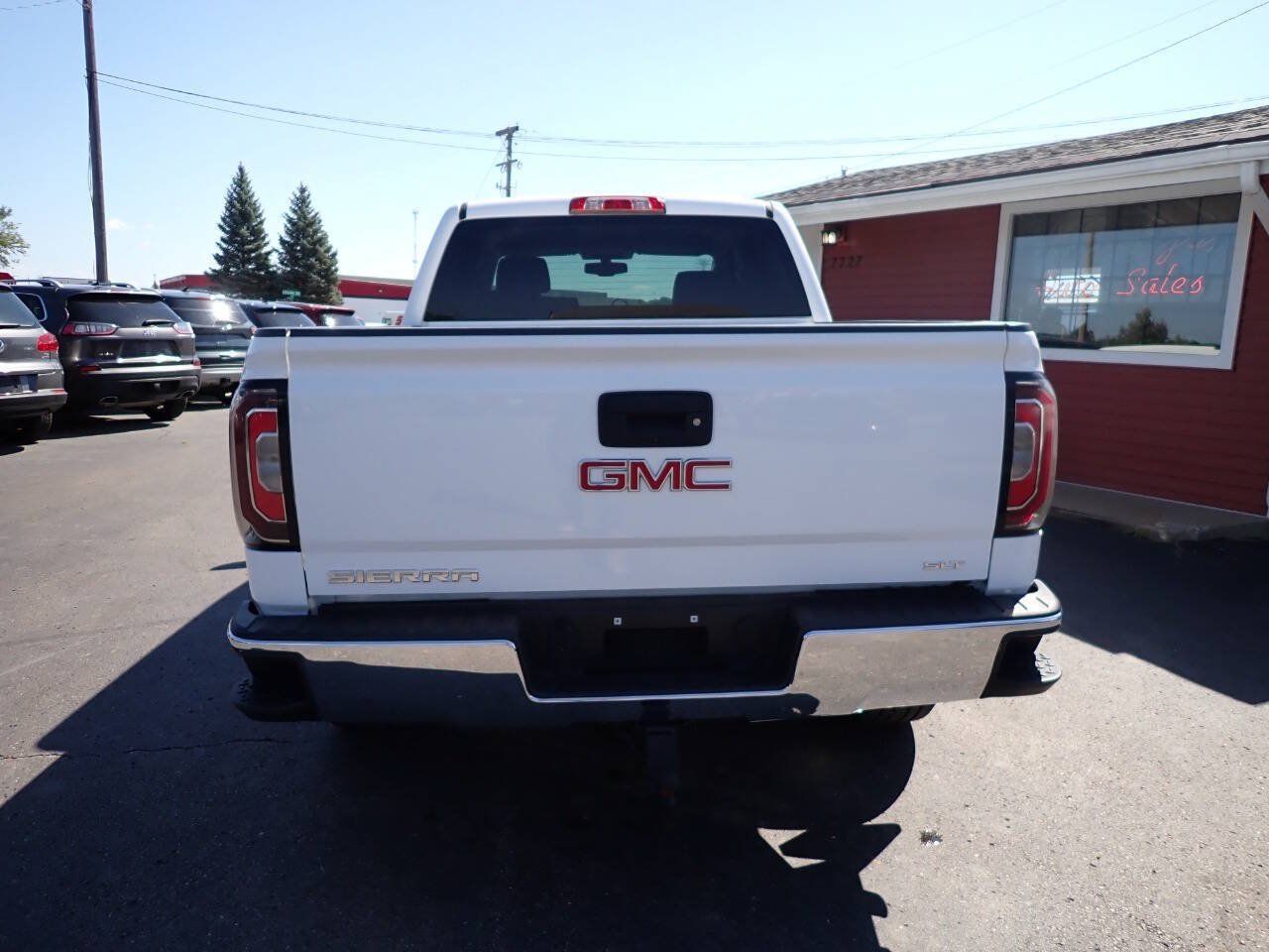 Used 2017 GMC Sierra 1500 SLT w/ SLT Premium Package AWD/4WD image 5