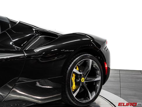 Used 2023 Ferrari SF90 Spider AWD/4WD image 24