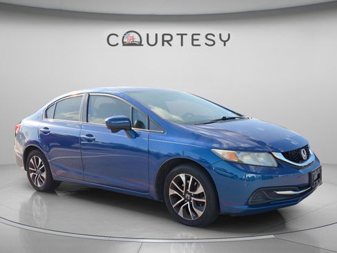 Used 2015 Honda Civic EX image 3