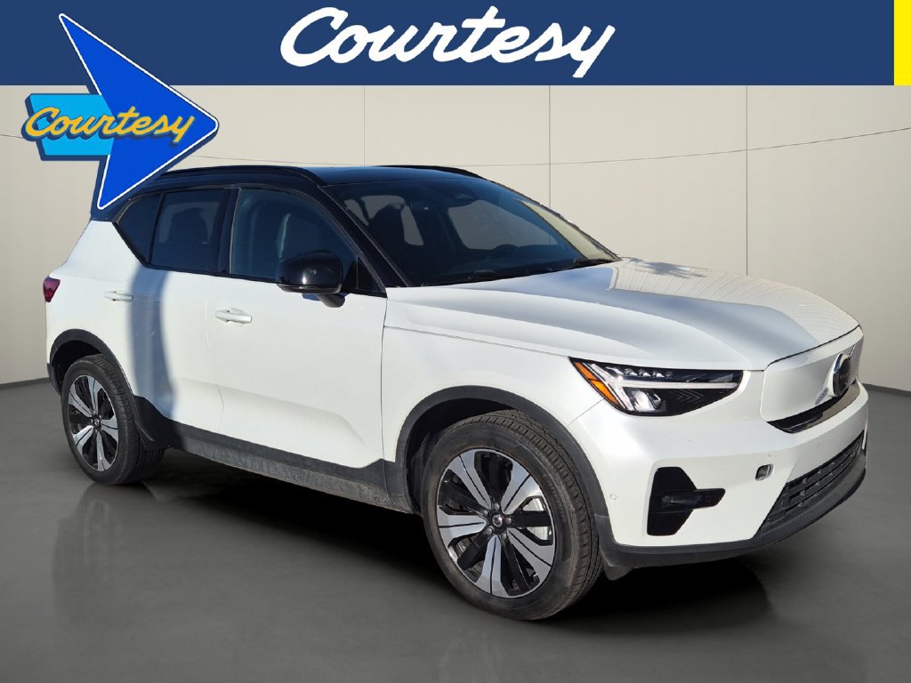 Used 2023 Volvo XC40 Recharge Plus w/ Protection Package Premier AWD/4WD image 1