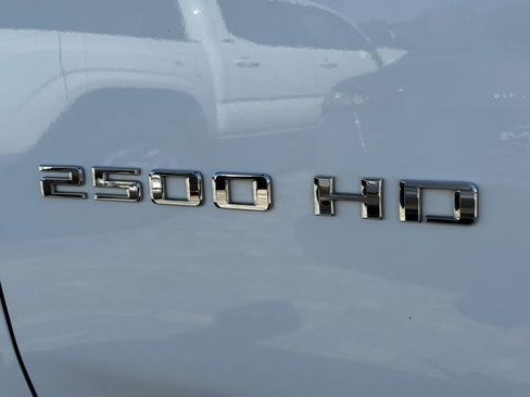 Used 2023 Chevrolet Silverado 2500 LT w/ Convenience Package image 34