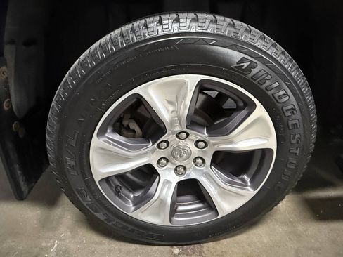 Used 2022 RAM 1500 Laramie AWD/4WD image 6
