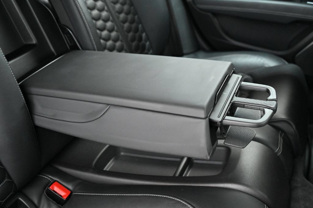 Used 2016 Audi RS 7 Prestige AWD/4WD image 43