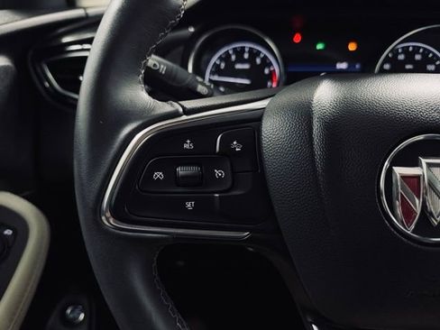 Used 2021 Buick Encore GX Select image 24