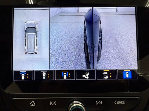 Used 2022 Chevrolet Equinox RS w/ RS Leather Package image 29