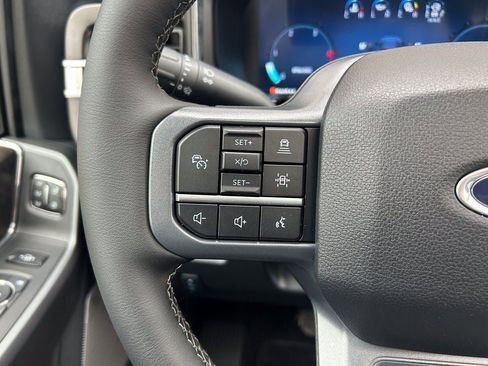 New 2026 Ford F350 Lariat w/ Lariat Premium Package image 39