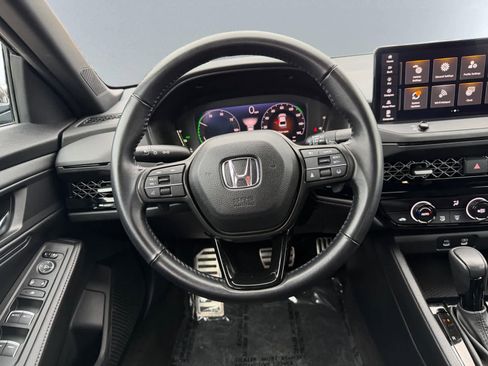 Used 2023 Honda Accord Sport image 17