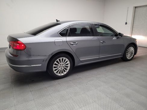 Used 2016 Volkswagen Passat 1.8T SE image 10