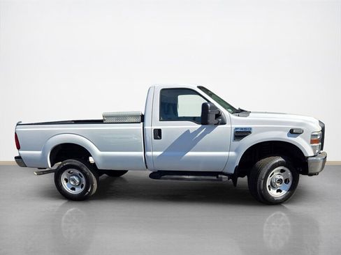 Used 2008 Ford F350 XL image 2