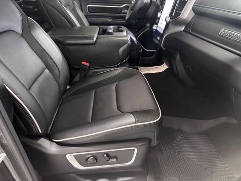 Used 2025 RAM 1500 Laramie AWD/4WD image 56