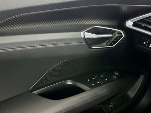 Used 2024 Audi e-tron GT Premium Plus image 15