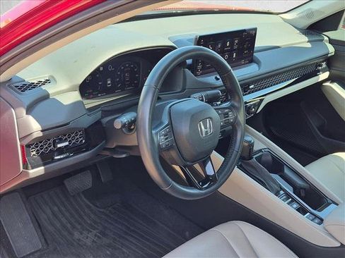 Used 2023 Honda Accord EX-L image 9