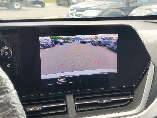 Used 2024 Chevrolet Trax LS FWD image 20