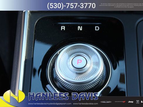 New 2026 Kia Carnival EX image 24