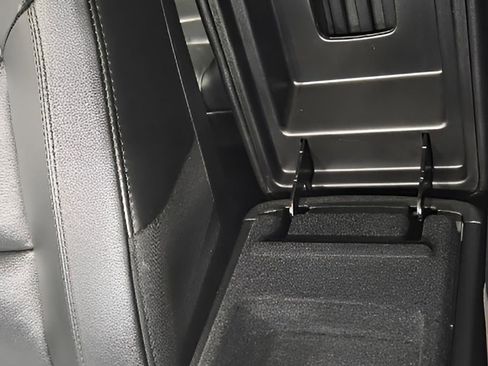 Used 2021 Jeep Grand Cherokee Limited image 14