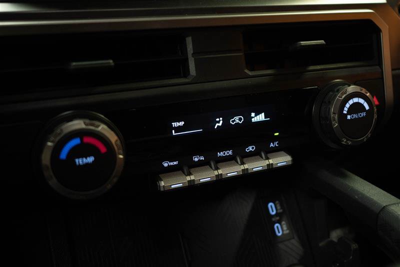 Used 2025 Toyota 4Runner SR5 AWD/4WD image 20