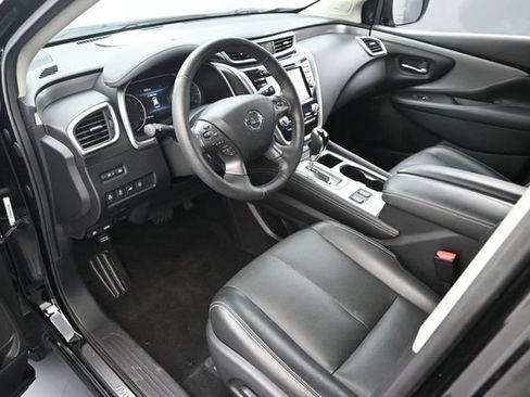 Used 2020 Nissan Murano SL w/ Moonroof Package FWD image 11