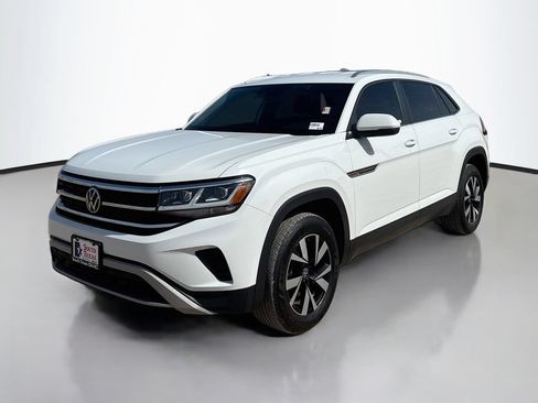 Used 2023 Volkswagen Atlas Cross Sport SE FWD image 3