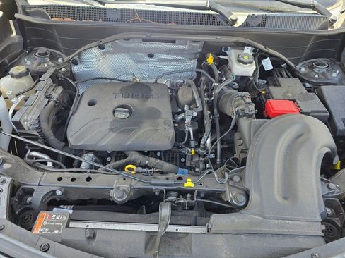 Used 2024 Buick Encore GX Sport Touring AWD/4WD image 9