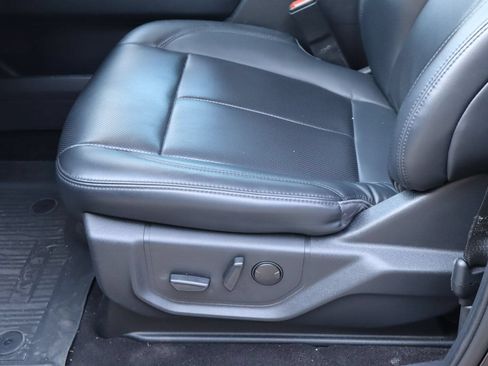 Used 2022 Ford Expedition XLT RWD image 15
