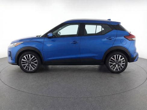 Used 2024 Nissan Kicks SV FWD image 5