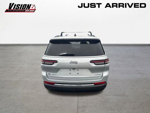 Used 2022 Jeep Renegade Latitude w/ Convenience Group image 6