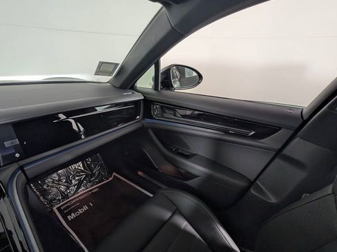 New 2026 Porsche Panamera 4 image 23