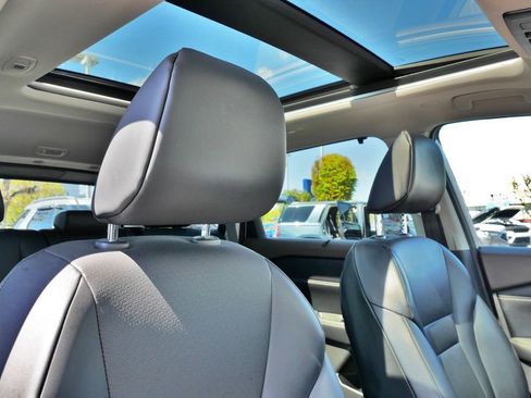 Used 2023 Nissan Rogue SV w/ SV Premium B Package image 13