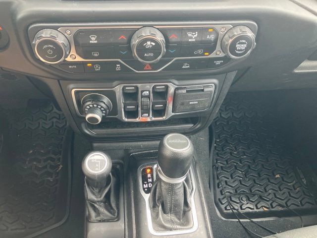 Used 2020 Jeep Gladiator Sport w/ Quick Order Package 24S AWD/4WD image 14