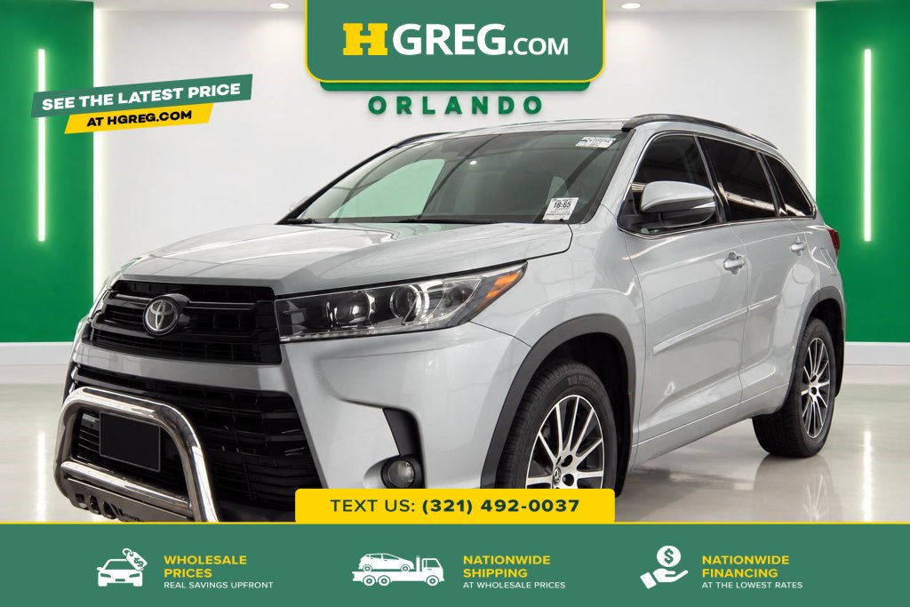 Used 2017 Toyota Highlander SE AWD/4WD image 1