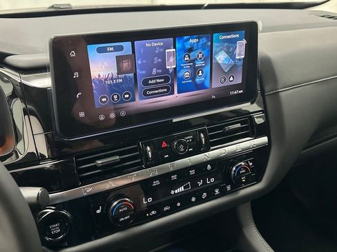 New 2026 Nissan Pathfinder SL AWD/4WD image 11