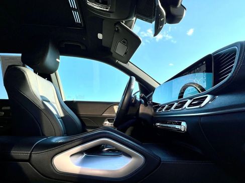 Certified 2022 Mercedes-Benz GLS 450 4MATIC image 13
