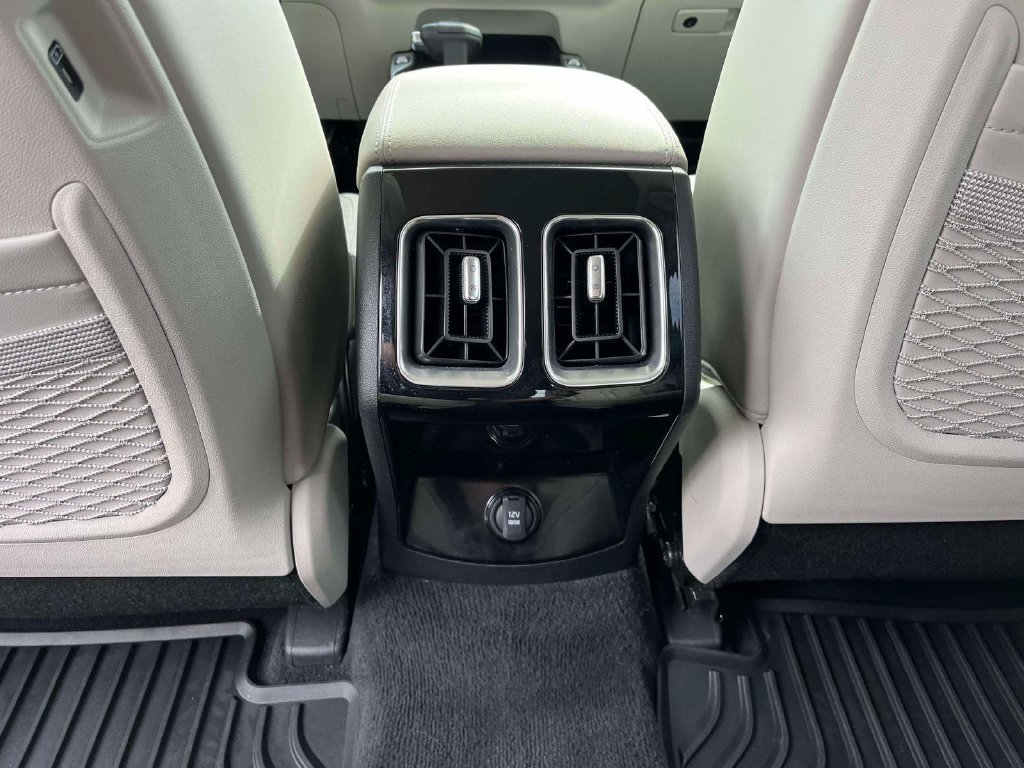Used 2026 Kia Sorento SX FWD image 4