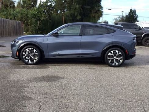 Certified 2021 Ford Mustang Mach-E Premium image 8