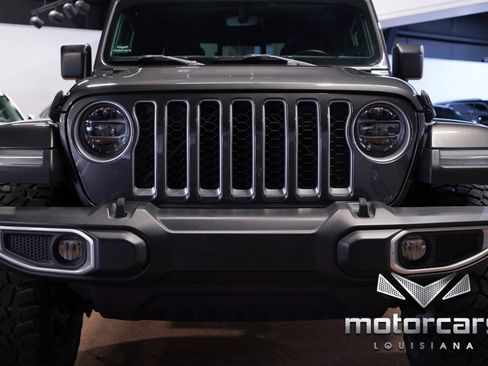 Used 2020 Jeep Gladiator Overland image 10