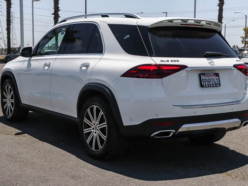 Used 2024 Mercedes-Benz GLE 350 4MATIC image 9