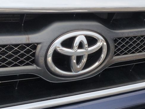 Used 2012 Toyota Tacoma 4x4 Double Cab image 12