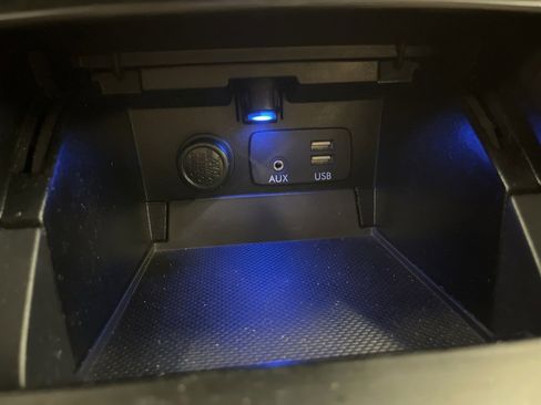 Used 2017 Subaru Outback 2.5i Limited image 25