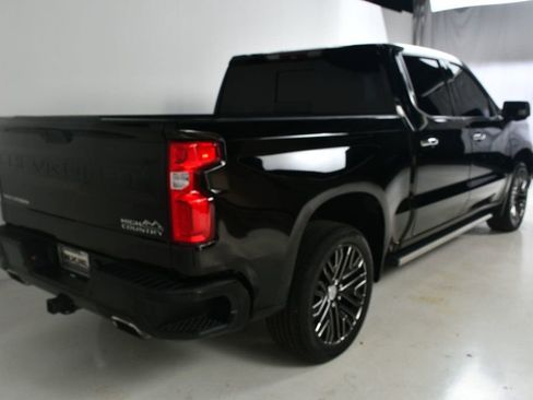 Used 2019 Chevrolet Silverado 1500 High Country w/ High Country Premium Package image 8